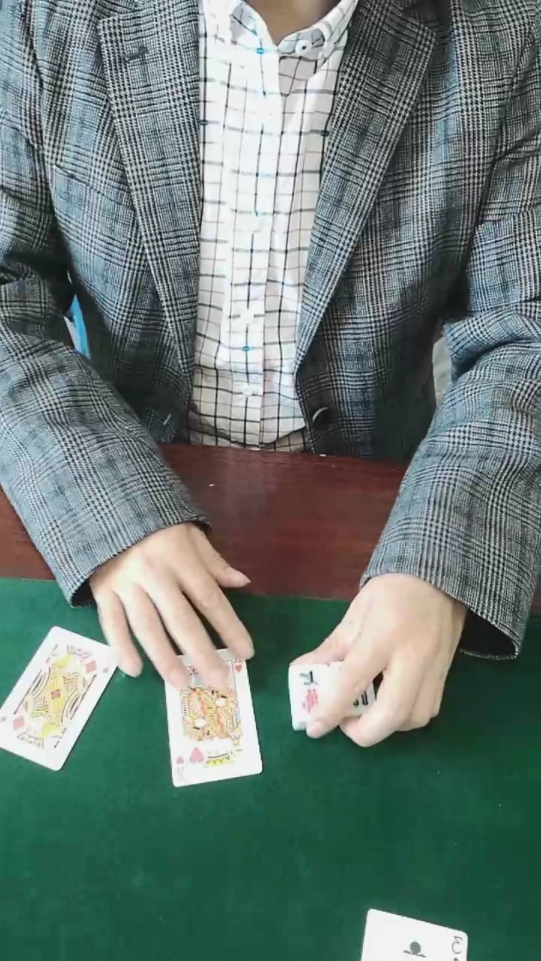 麻将滑袖变牌衣和扑克牌袖箭(滑袖)牌技