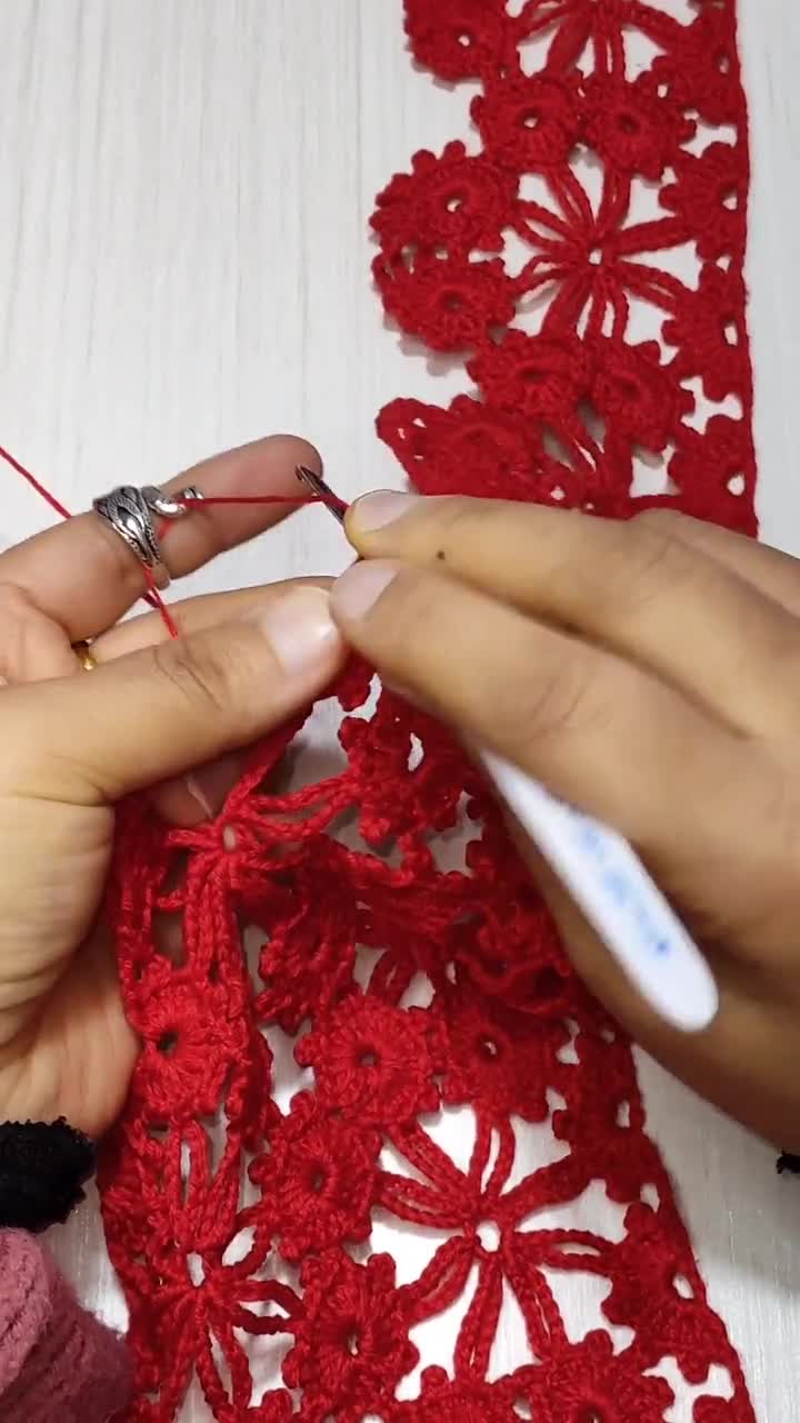 我要上热门#梅花披肩围巾一线连