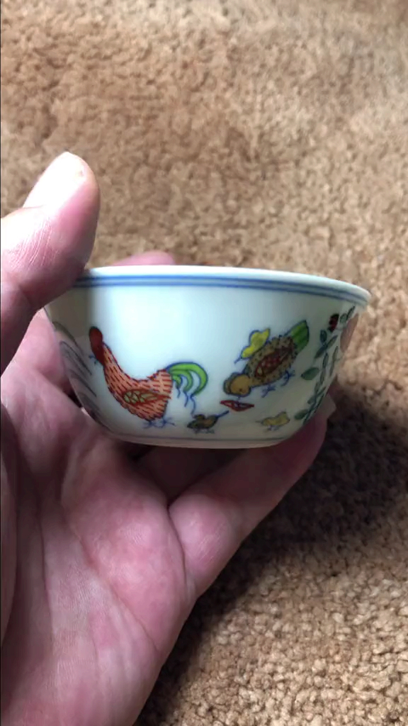 拍卖2.8亿,景德镇大明成化年制,斗彩鸡缸杯,如今1:1现世,手绘制作