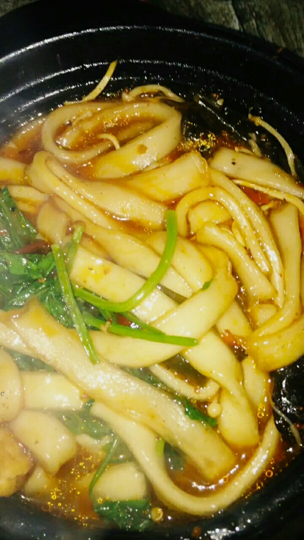 好吃的砂锅宽粉!