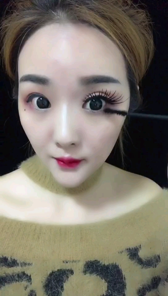 全民双十一津贴#42岁阿姨教你怎么刷长睫毛