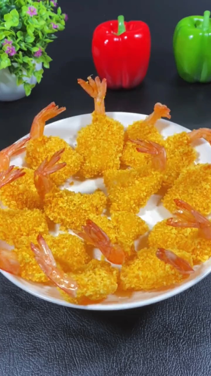 自制美食#给孩子做一道这样的脆皮虾排,特别好吃!