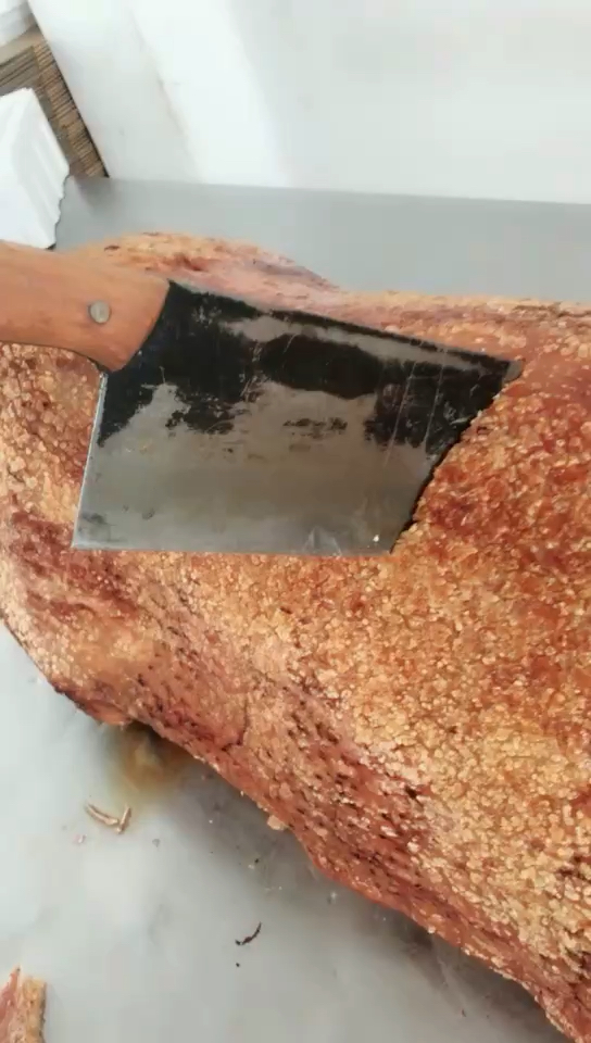 国产凌凌漆大刀切猪肉