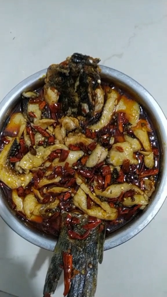 家庭版水煮鱼教程麻辣鲜香啤酒绝配