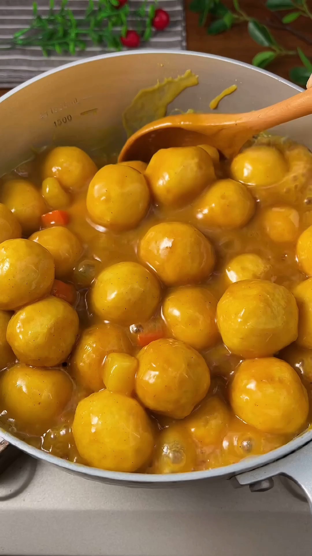 火爆香港澳门的街头小吃,咖喱鱼蛋,在家就可以轻松搞定