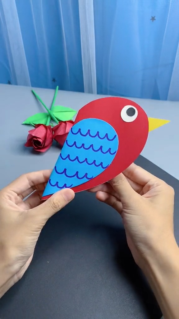 手工制作分享一款用爱心制作的小鸟贺卡超级好看又很简单