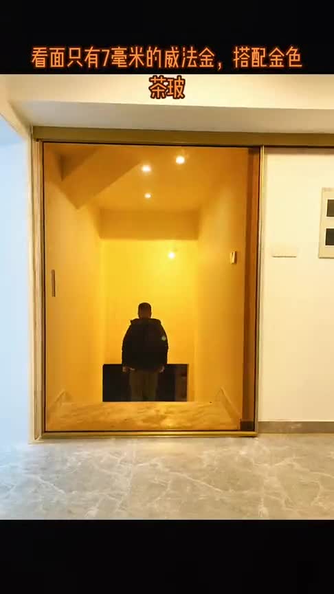 哪个人才发明的侧拉门,能最大限度的节省空间,看起来也是满满的科技感