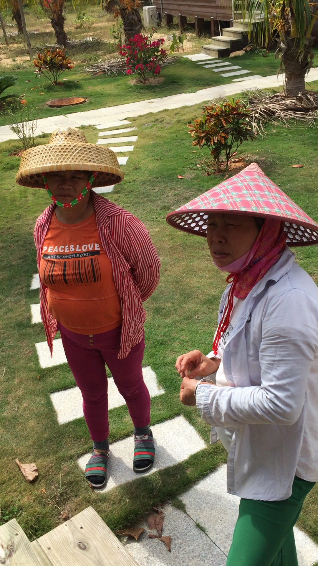 旅游进行时#海南特色草帽