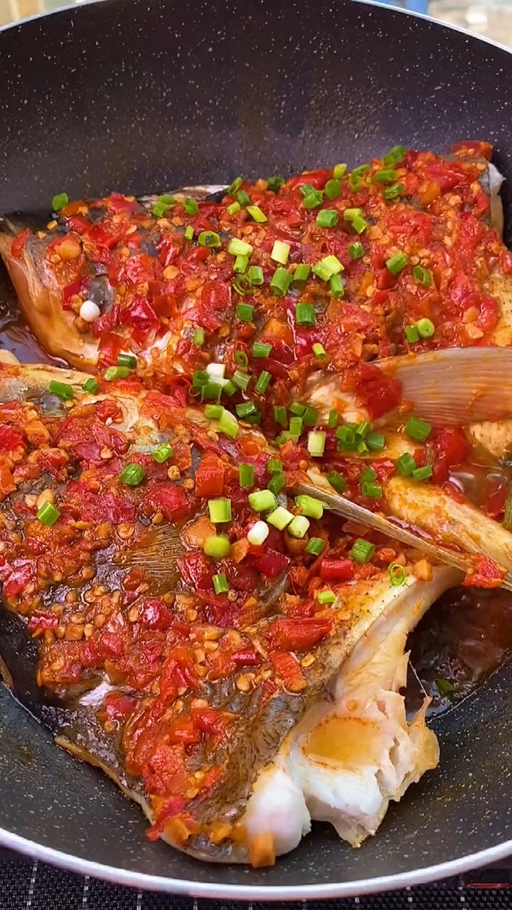 难怪不入味还特别的腥,今天分享剁椒鱼头正确的做法-度小视