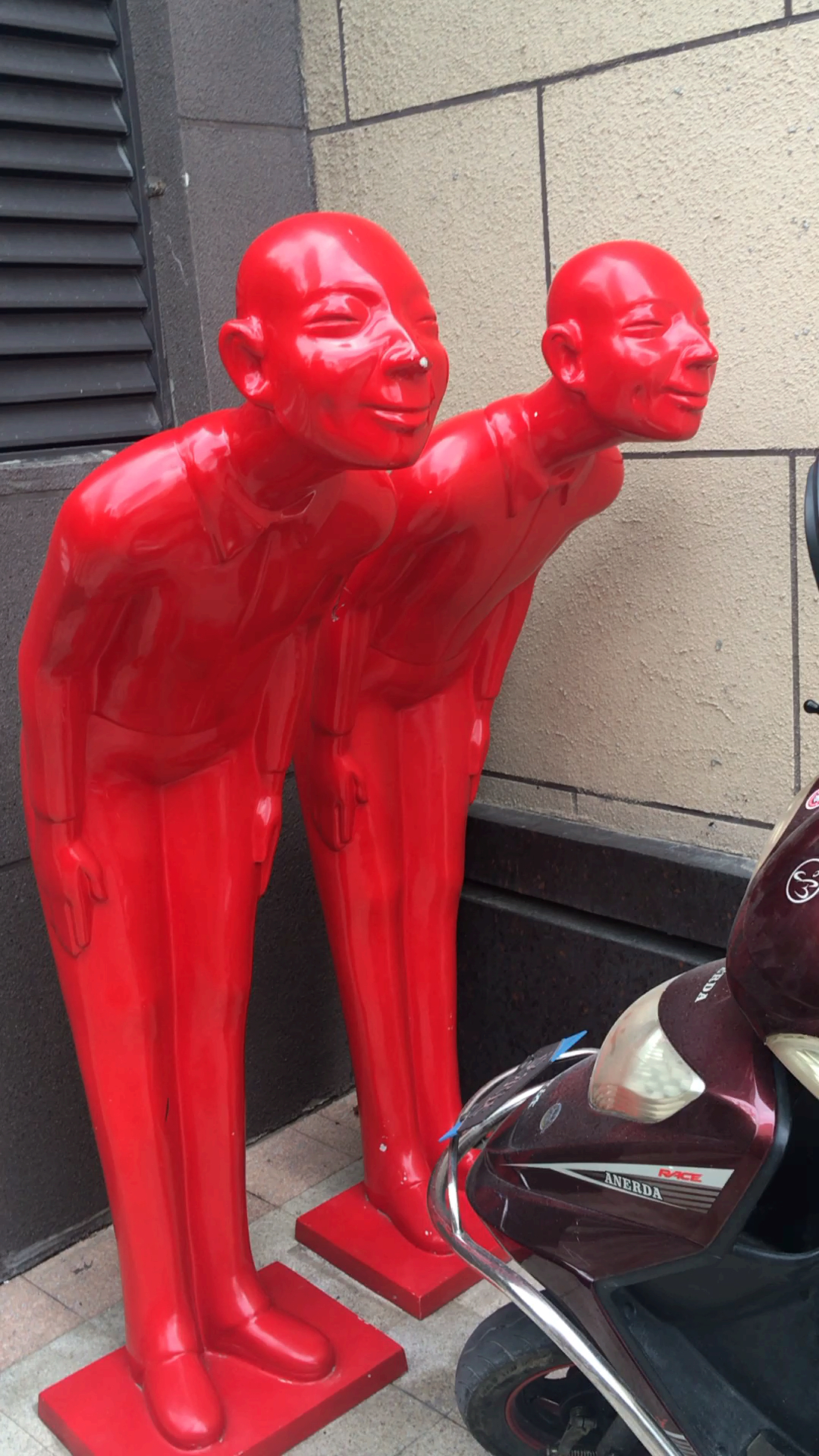 音为有你#这俩人天天点头哈腰.