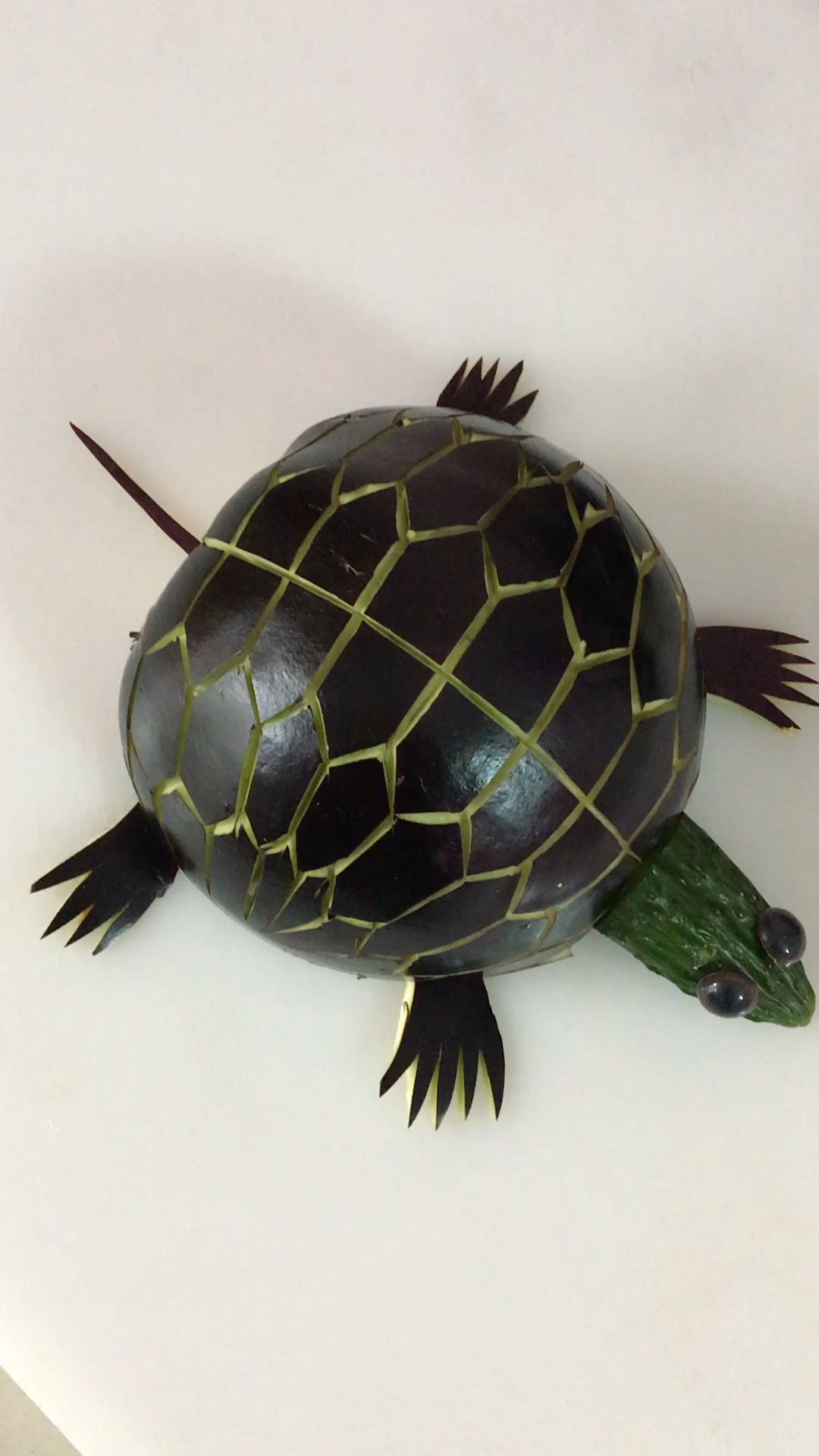 在家没事给茄子做个造型