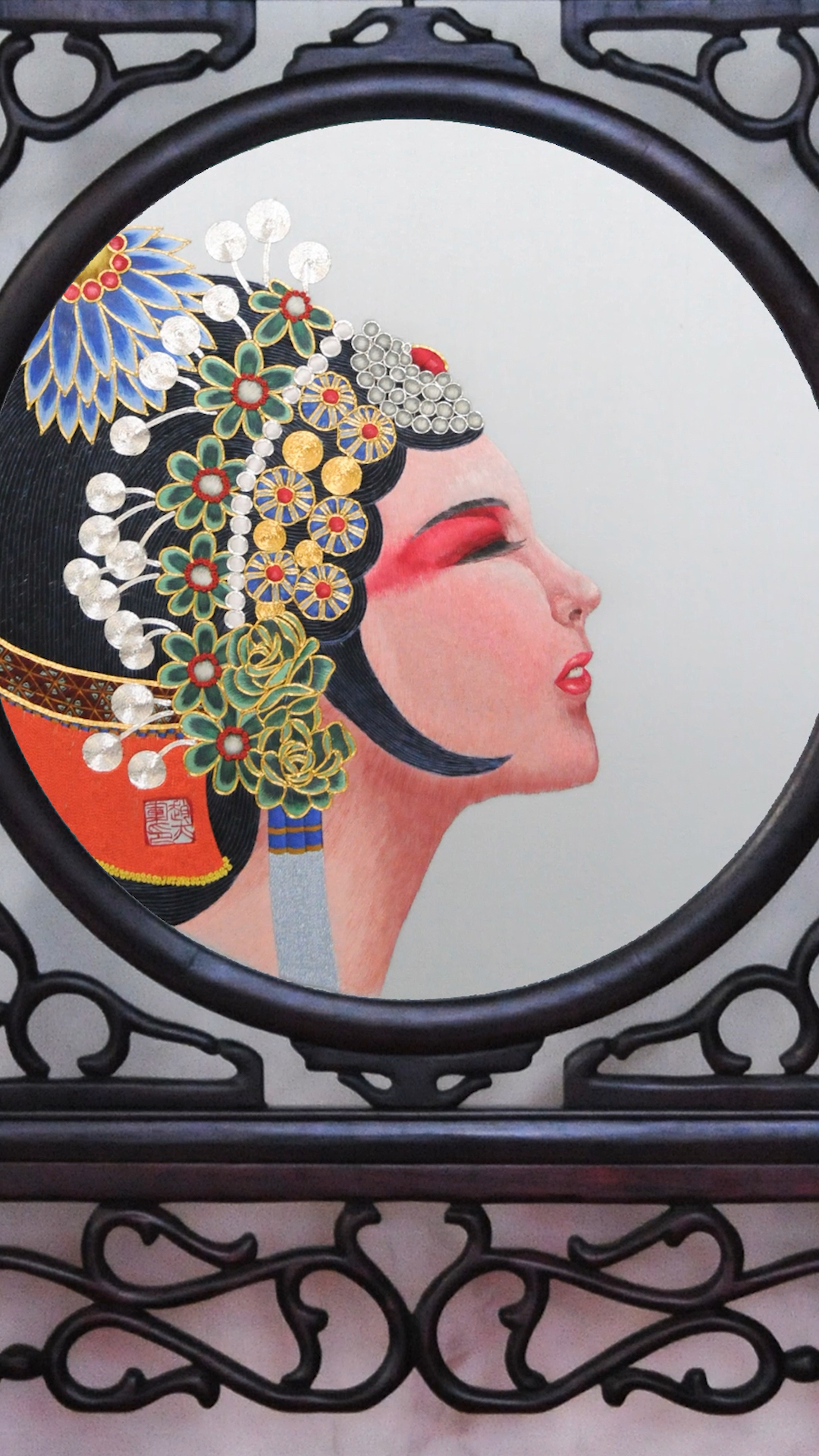 手工制作#看视频猜作品名,大家猜这幅京剧题材杭绣叫作品什么呢?