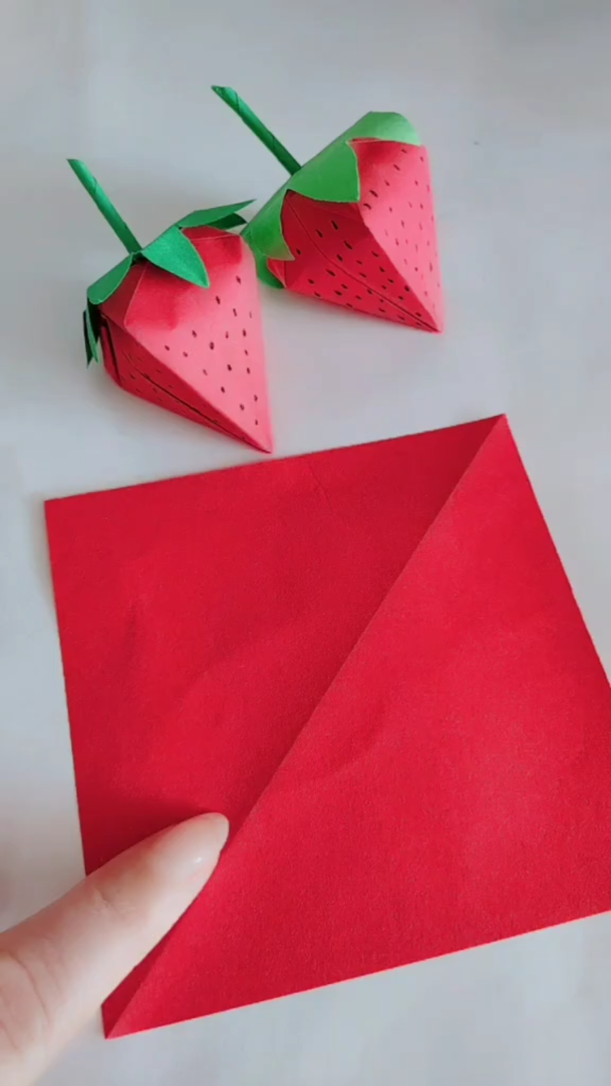 甜甜草莓折纸教程来了