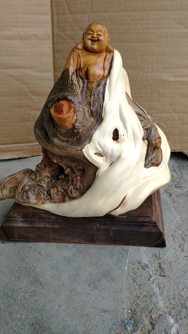 太行崖柏坨坨弥勒佛,菩萨纹,陈化瘤疤,高抛,很漂亮的一个作品