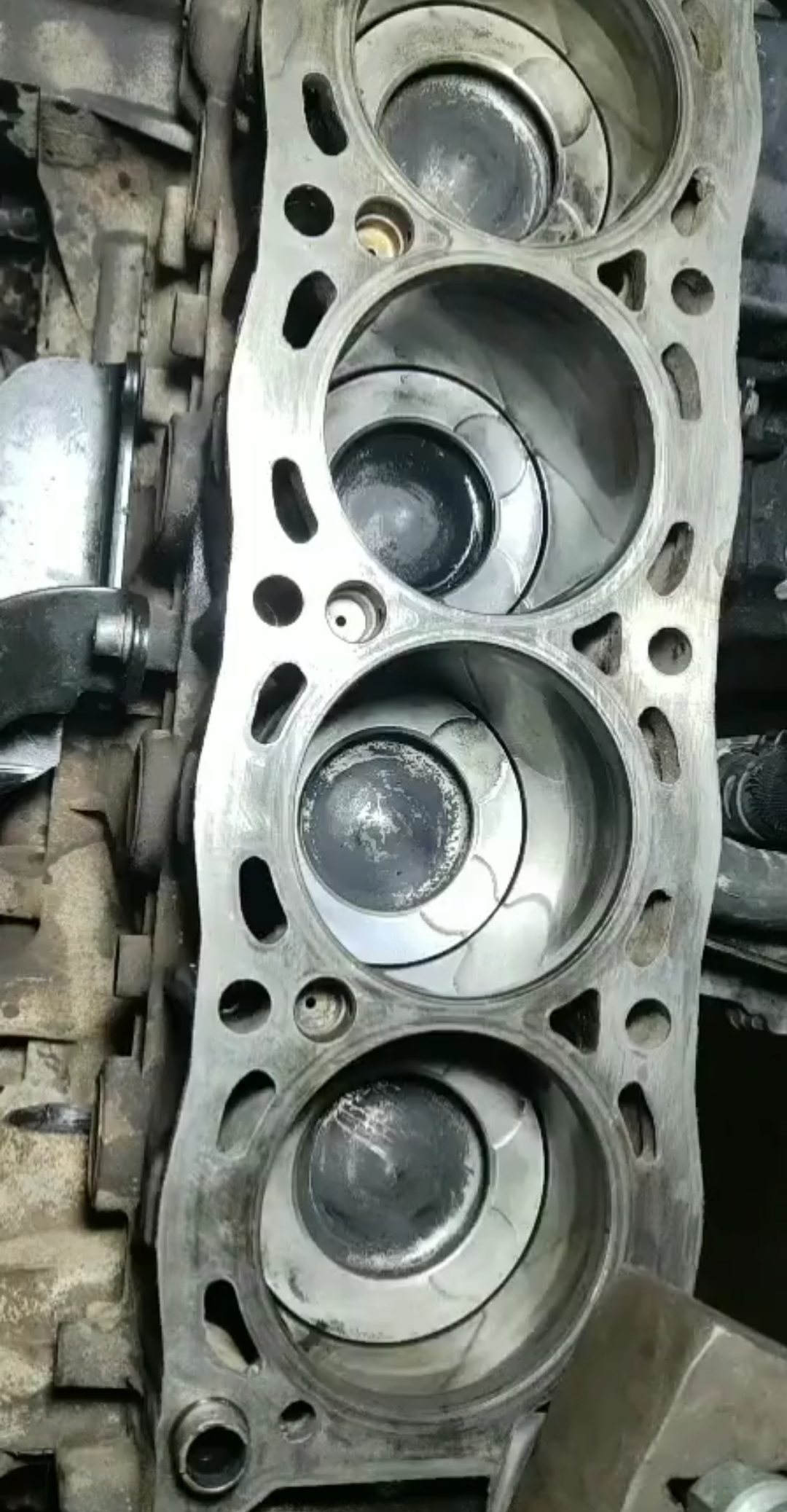 汽车那些事#活塞往复运动,你看懂了吗