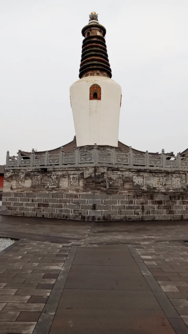 山西大同法华寺白塔