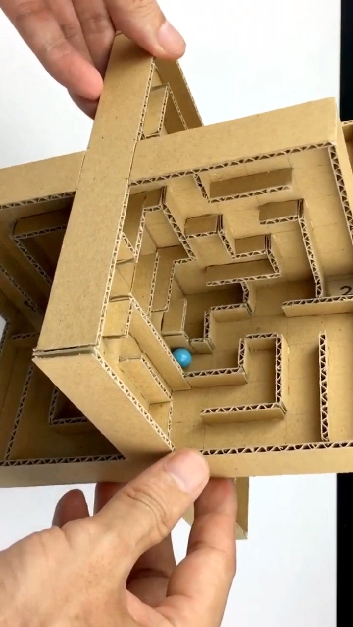 自制的立体弹珠迷宫