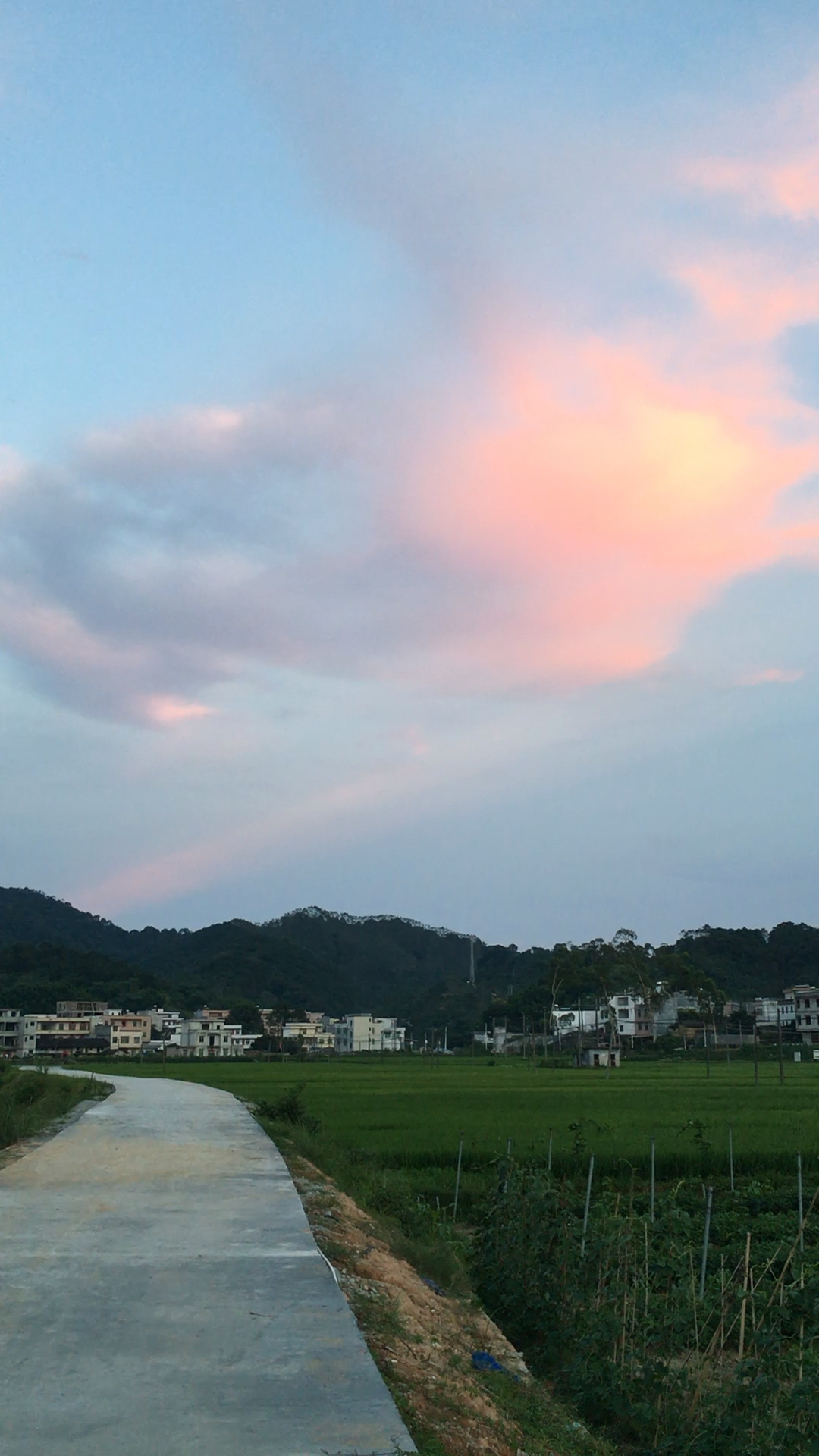 乡村傍晚