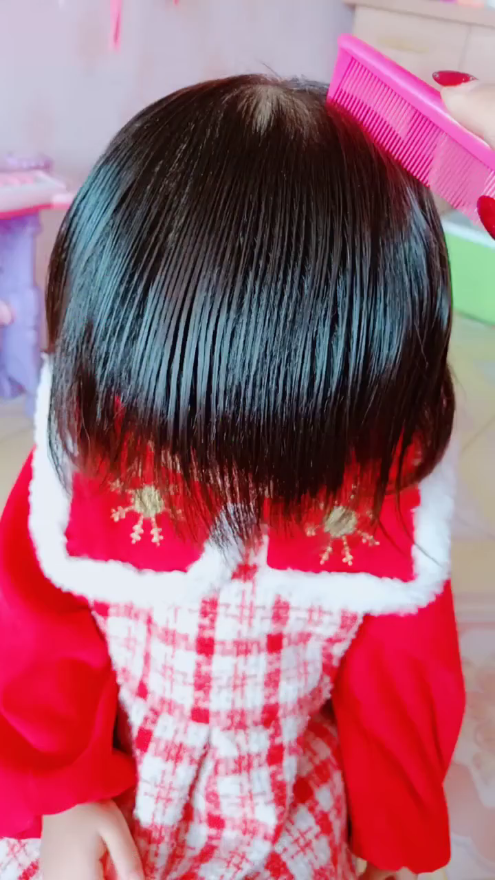 四岁女宝宝超洋气的短发发型