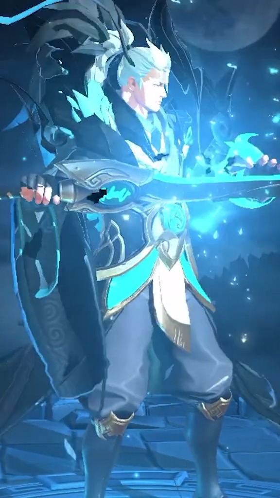 王者荣耀热门#铠爹皮肤已经两年没有返场了,如果没有就投李白吧!