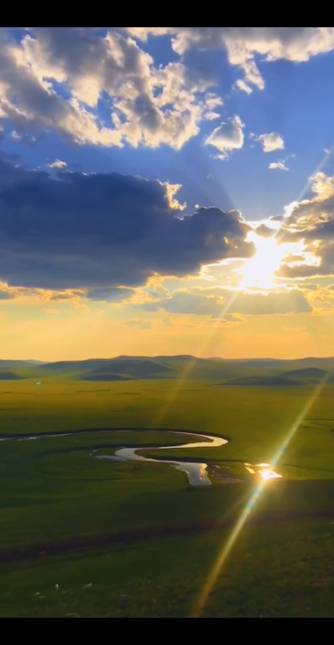 最美的风景#夕阳下的草原