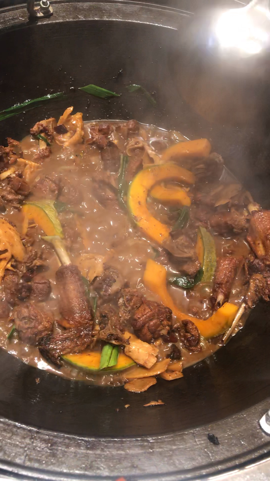 晨练高手#铁锅炖大鹅