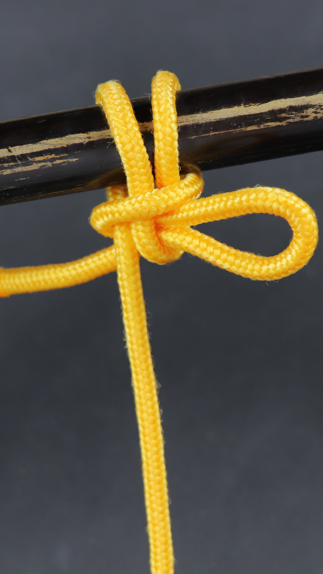 实用绳结#养马人教我的拴马绳结,做法简单能够快速解开,古代很多土匪