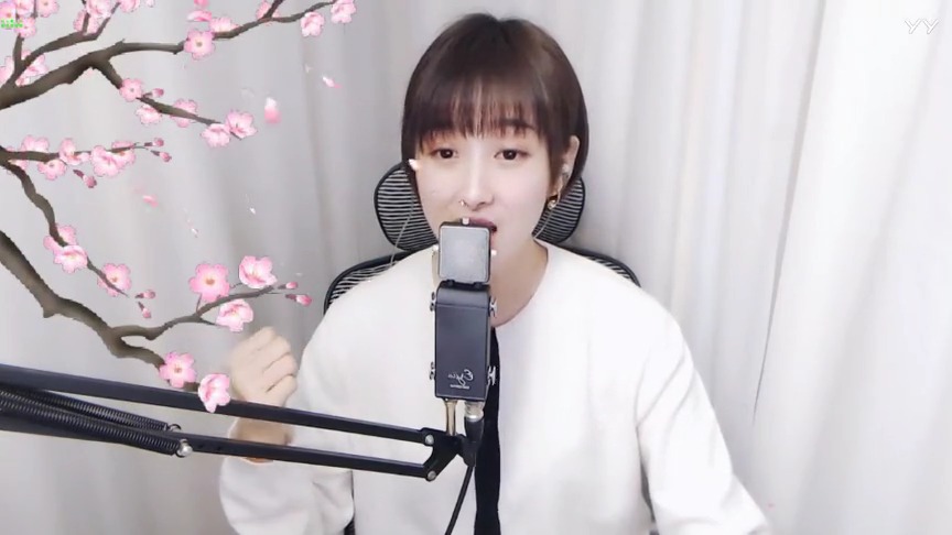 美女主播梁红翻唱《最后一个情人》每次听都会痴迷