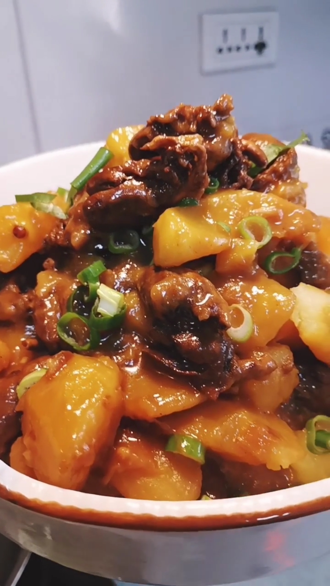 爱美食爱生活#鸡心炖土豆这么做老下饭了