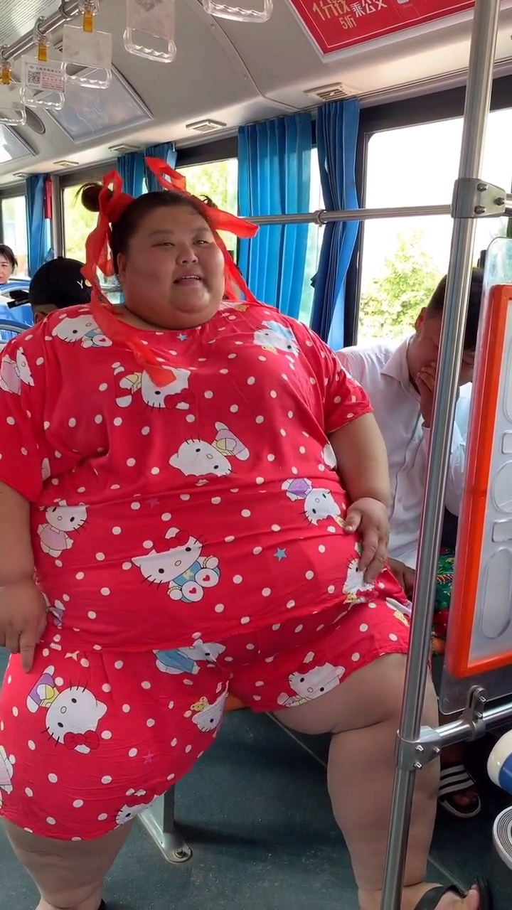 搞笑段子剧#别看美丽这么胖 还是个讲究人