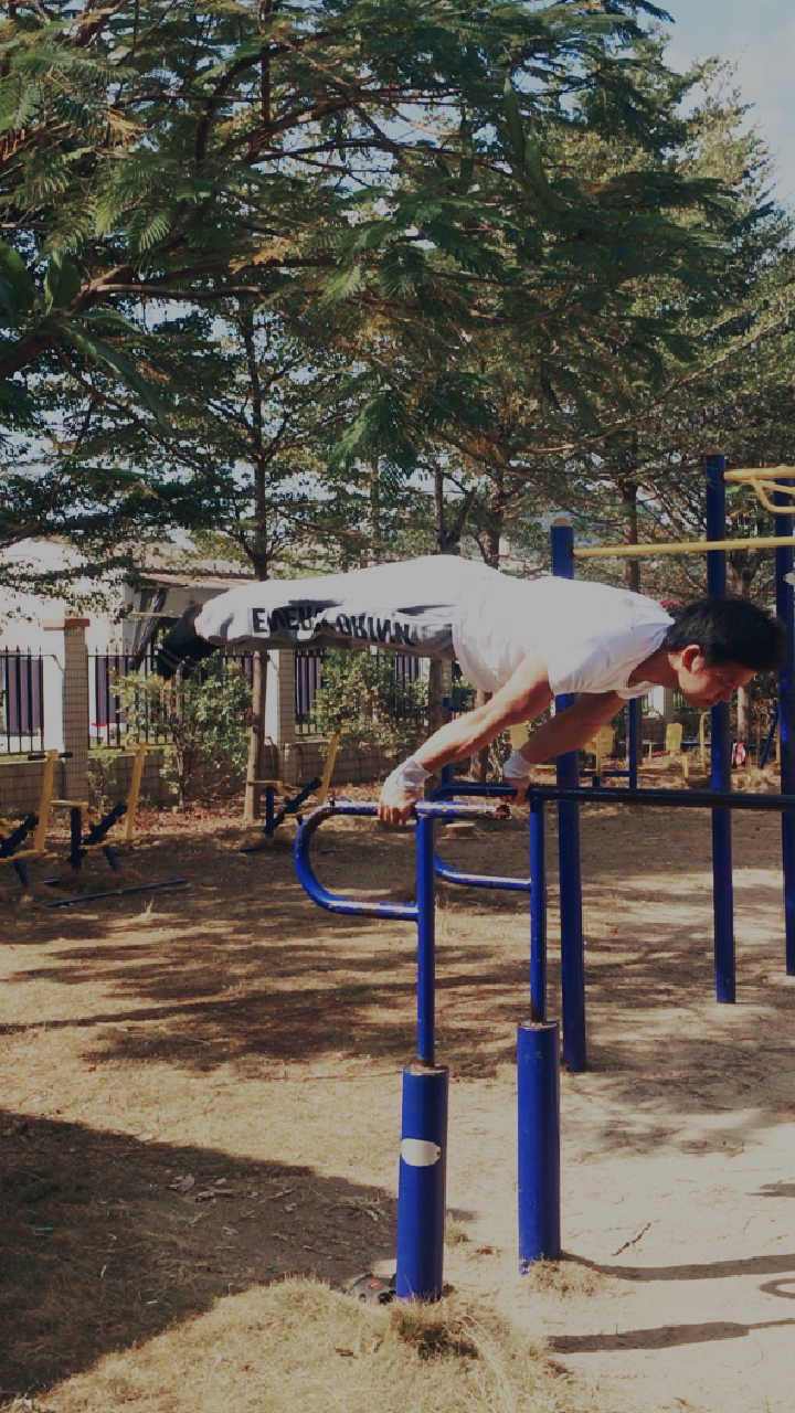 会俄挺的人是最帅的