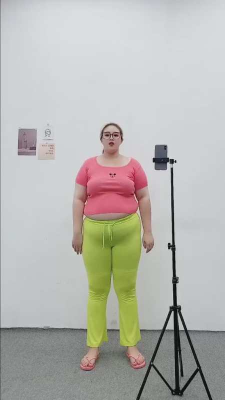 起来瘦二十斤的连衣裙190斤的大肚子和大粗腿有救了显瘦穿搭微胖女生