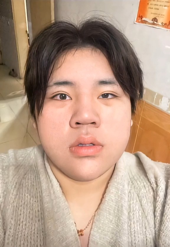 迅猛龙特蕾莎 !珍妮佛梓!