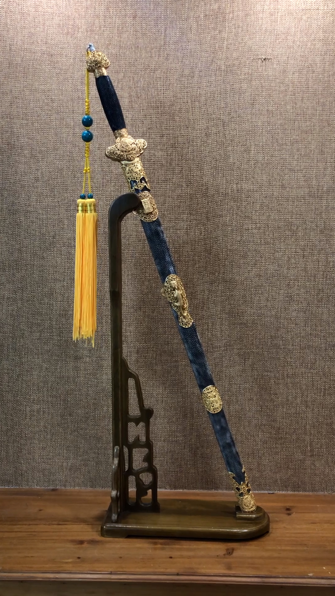 龙泉代表作品之一,清龙泉宝剑