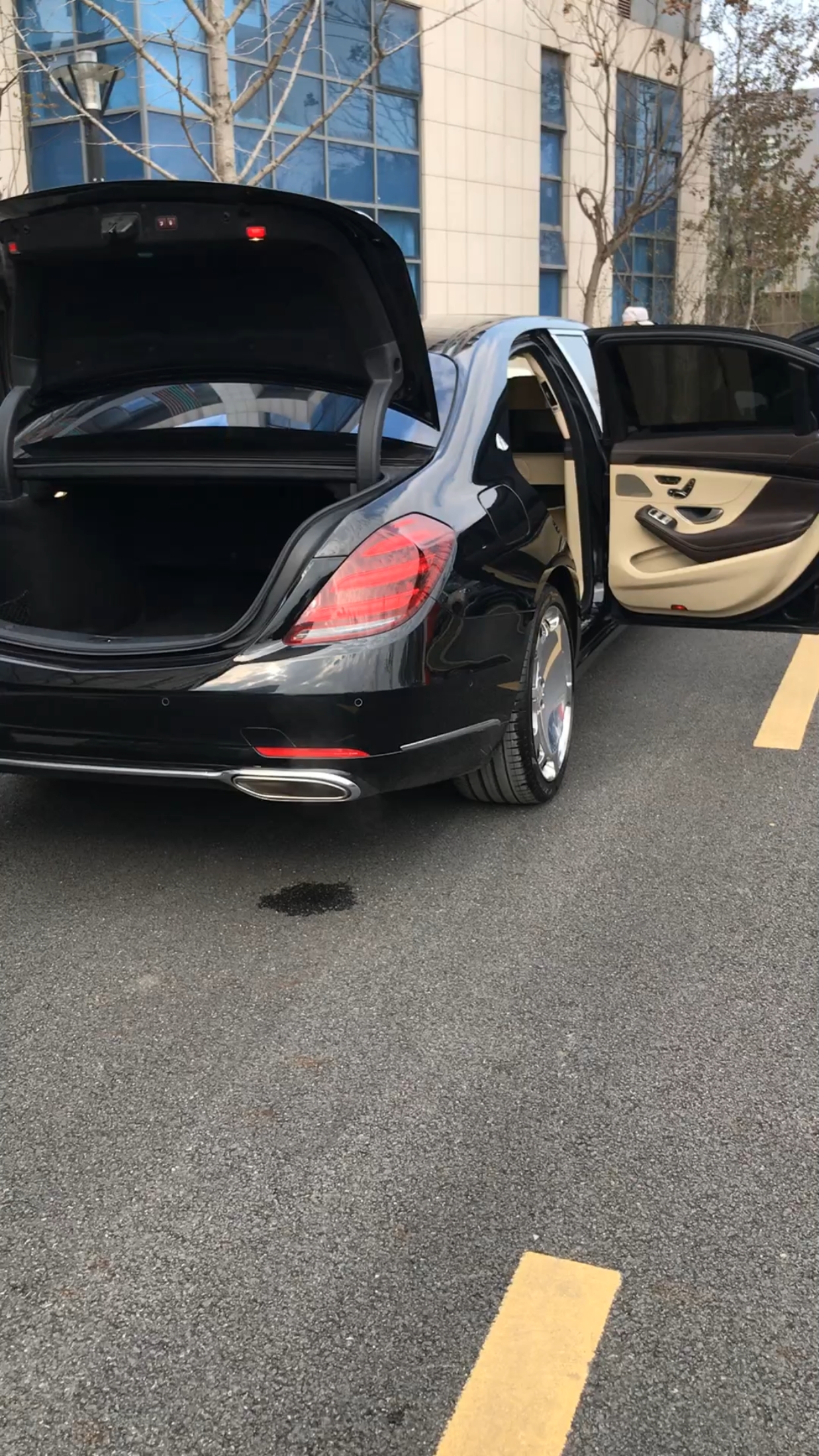 朋友刚刚提的新车,需要透透气