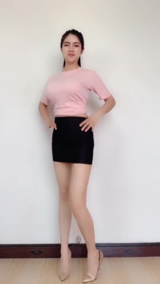 s蹲最近很火,我也给大家跳一下