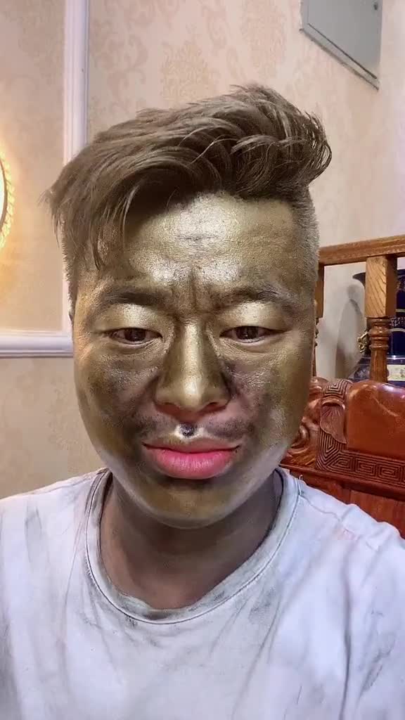 这个表情可以吗看了别怕不许笑哈铜人热门表情包复古油头一秒变脸