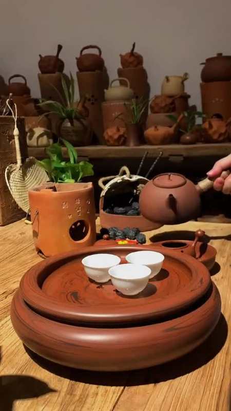 工夫茶器才岁就过上养老的日子日常泡茶太极拳朋友说我已经老人家了是