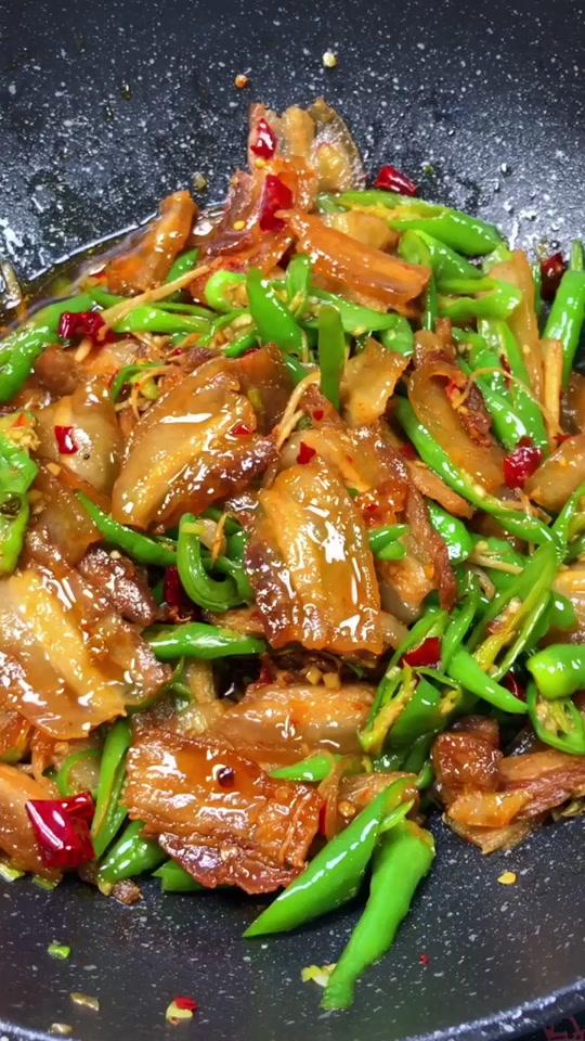 二荆条炒五花肉,算不算回锅肉?