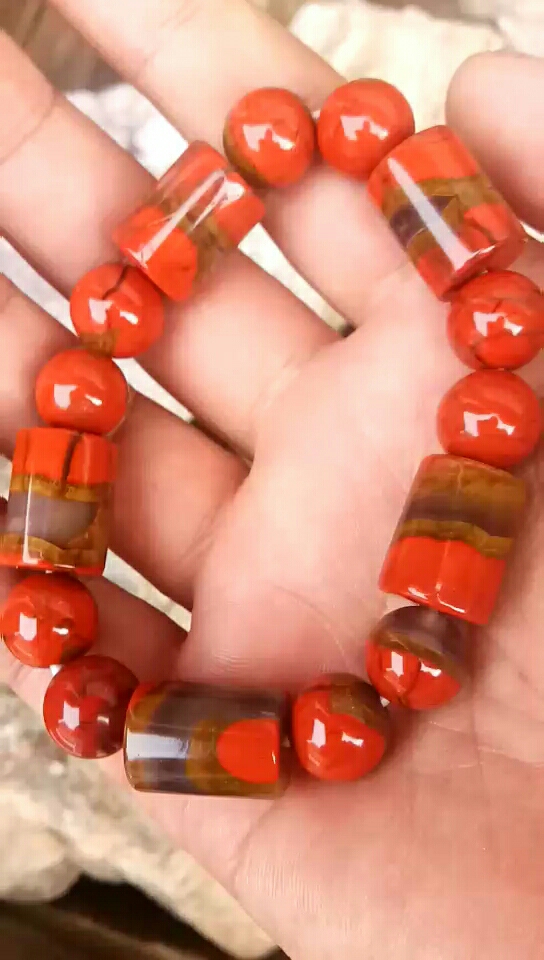 北票战国红极品鸽血红女款同料手串