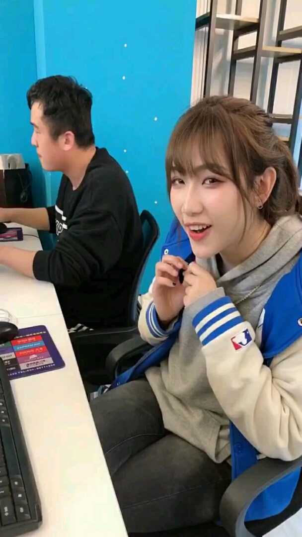 胡钟婷你可涨点脑子吧