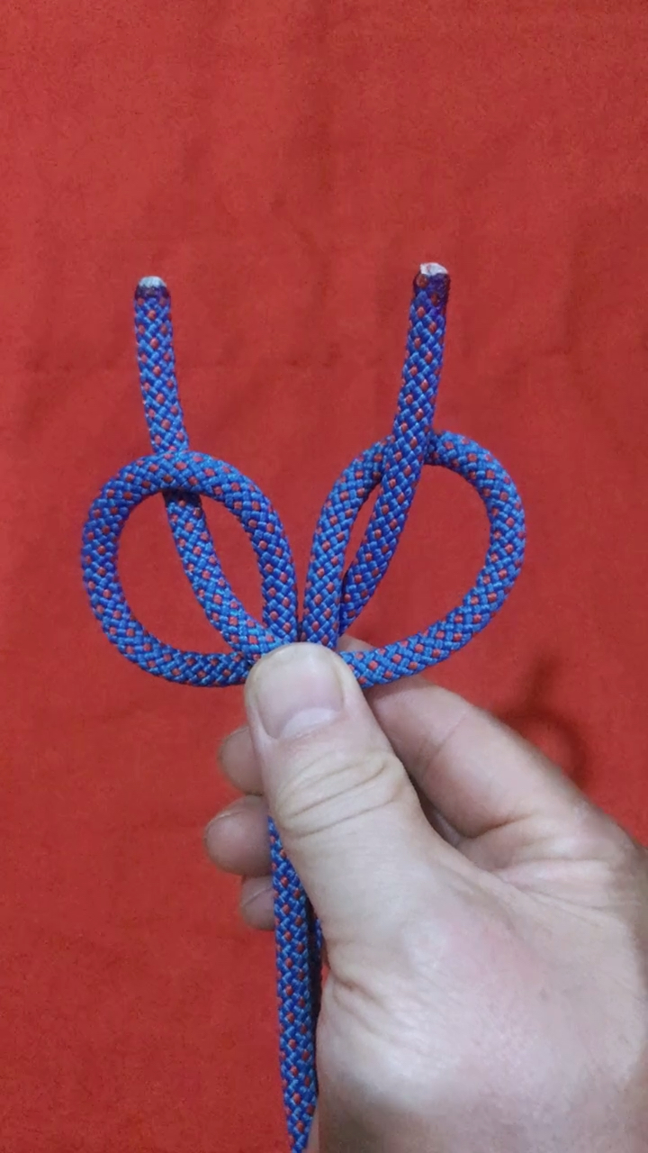 可爱到爆了#电工结可有效减少事故的发生,起到保命救命的作用.