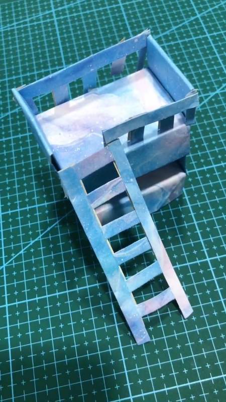 手工折纸#家里有二胎的,可以折一个这种双层床-全民小视频