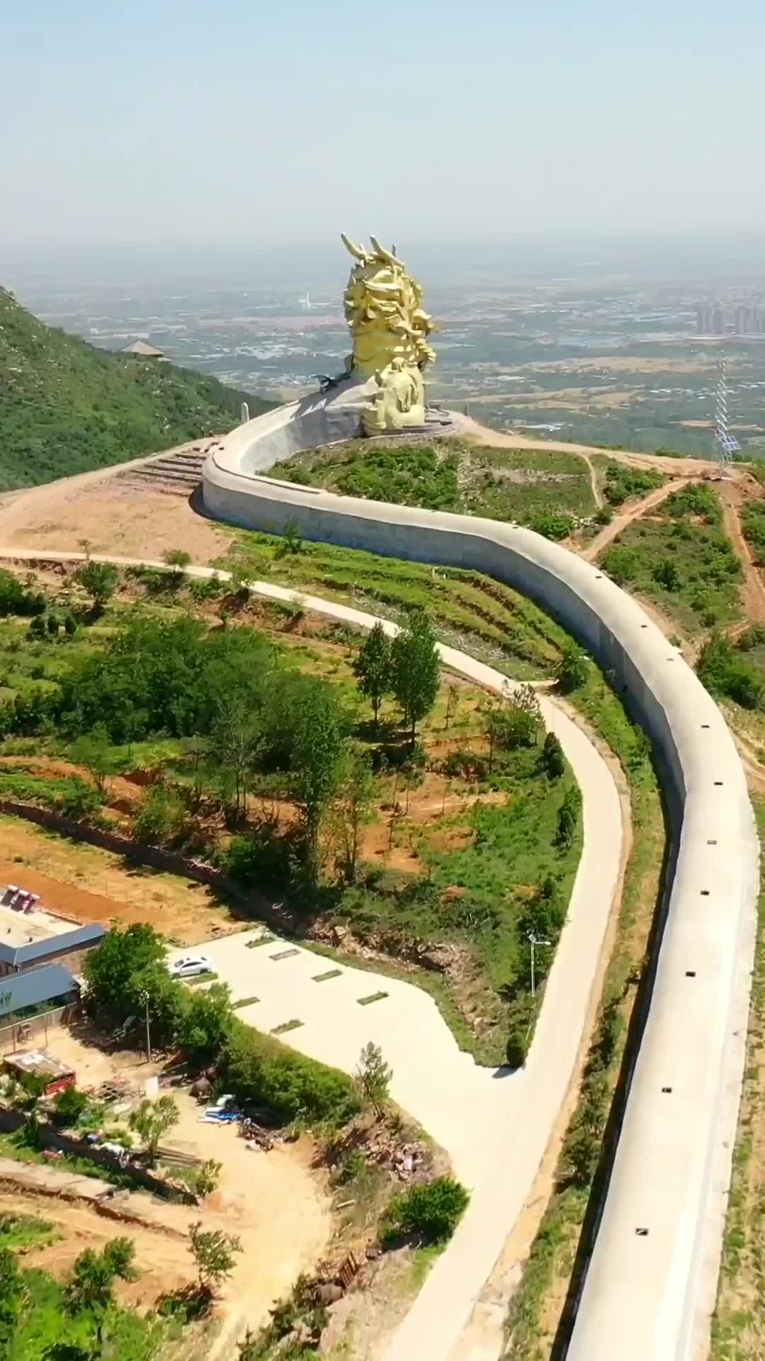 河南始祖山华夏第一祖龙,气势非凡,雄伟壮观!