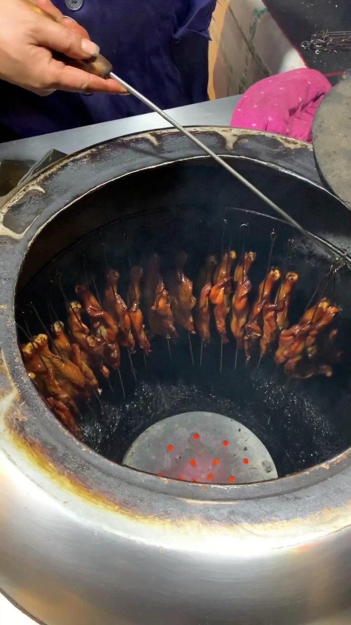 曹记焖烤鸡腿炉子图片