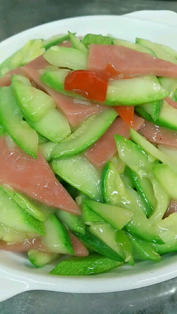 火腿炒角瓜