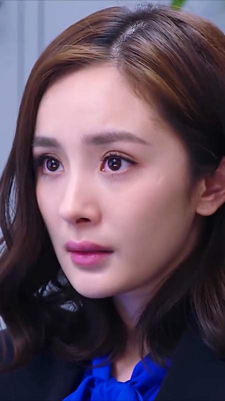 杨幂#令人羡慕的大眼睛,傲娇的身材,宅男女神