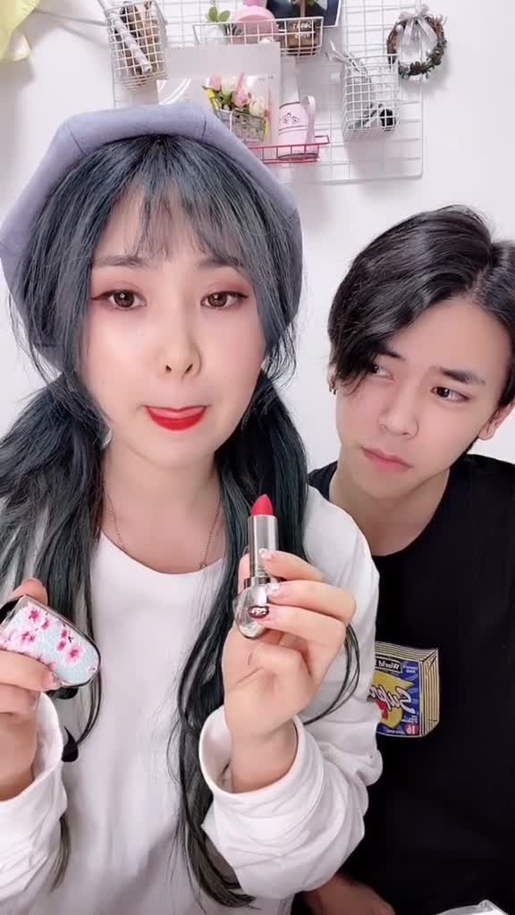 请接收你的新年礼物你的茜茜上线啦情人节宜心动情人节