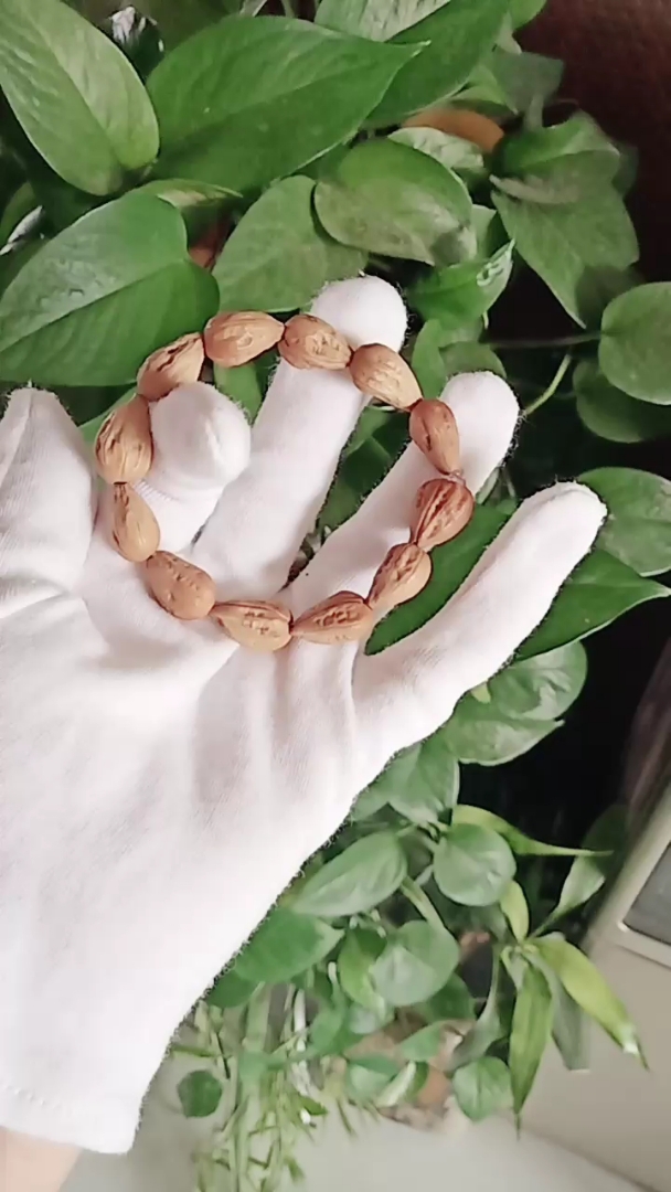 小瓜子1.2小秋子手串.