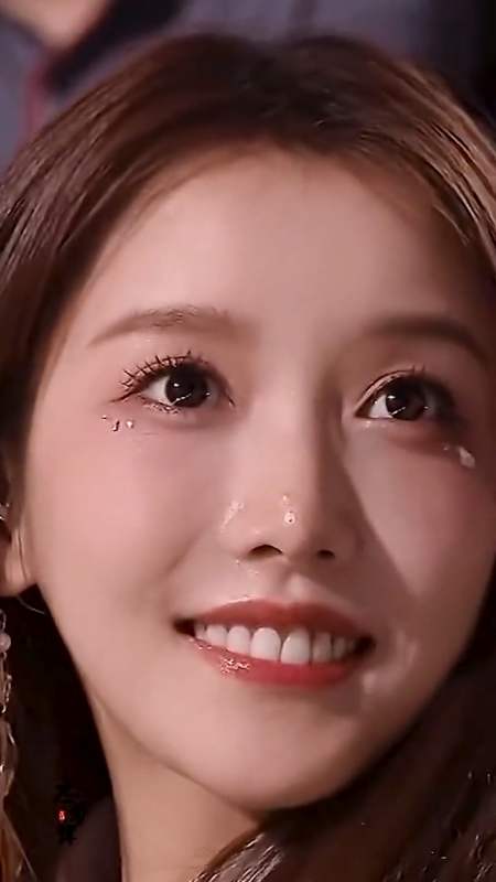 姜贞羽#1996年出生于云南邵通,"人间貂蝉"身材颜值超a-全民小视频